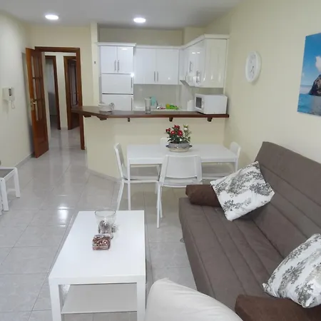 Daire Apartamento Con Piscina Y Cancha De Tenis