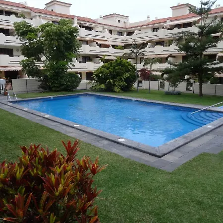 Apartamento Con Piscina Y Cancha De Tenis * Puerto de la Cruz (Tenerife)
